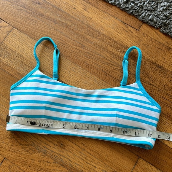 Lululemon Teal/White Striped Sports Bra 6 Yoga Spaghetti Strap - Picture 7 of 9